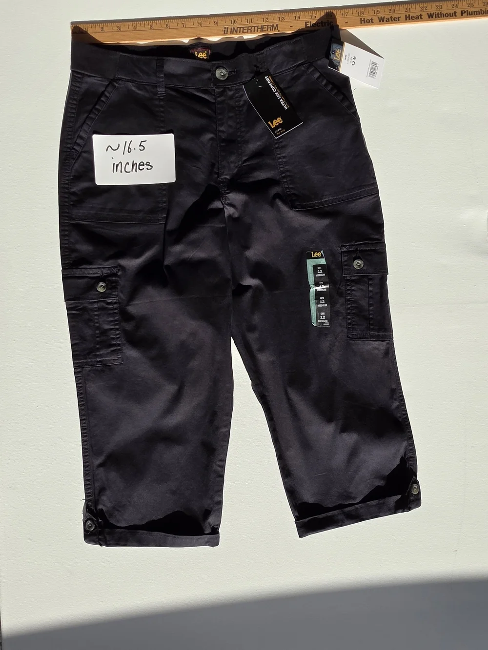 Lee Size 12 Medium Women's Black Cargo Capri Pants NWT